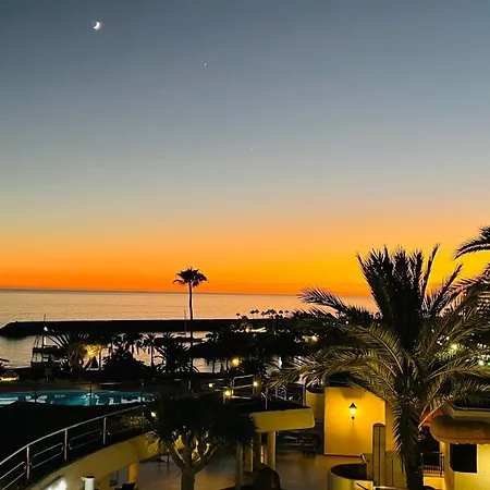 Sunset Ocean View By Aquamarina 4*