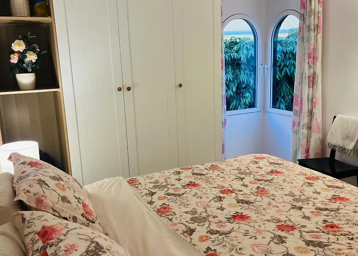 شقة فندقية Sunset Ocean View By Aquamarina 4*